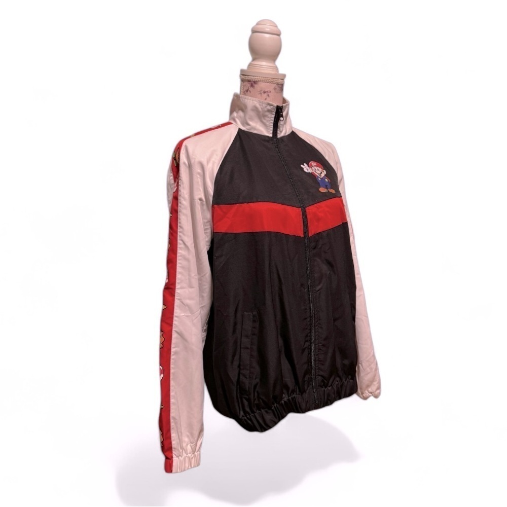 Super Nintendo x Forever21 Windbreaker Jacket - Picture 5 of 5